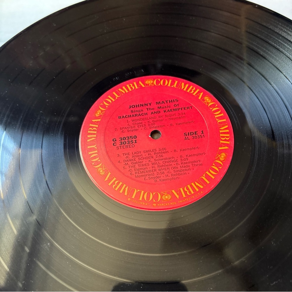 Columbia Vintage Album Cover Art with White and‎ Tan Tones - Picture 9 of 14